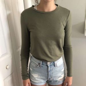 American eagle olive green top